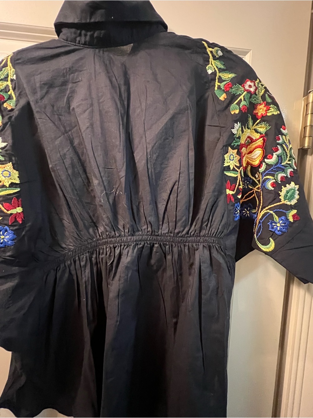 Khaadi Cotton NEW Black Embroidered Top / Multicolor Threadwork / [S] - Picture 9 of 10